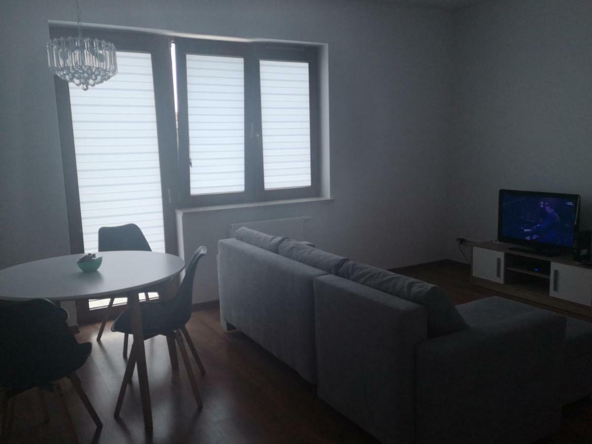 Apartament Przy Aquaparku Radom Exterior foto